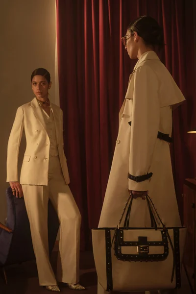Look 14